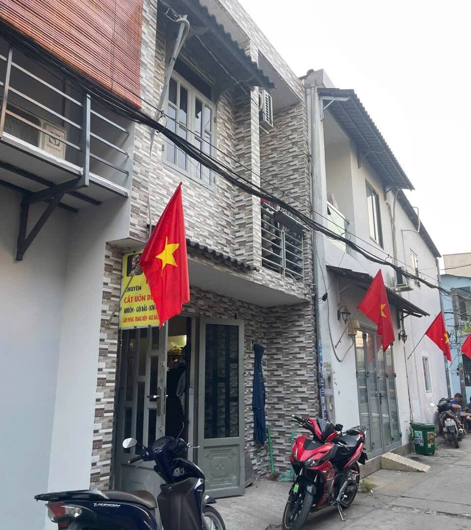 Nhà gần chợ hẻm 143 Liên khu 5-6