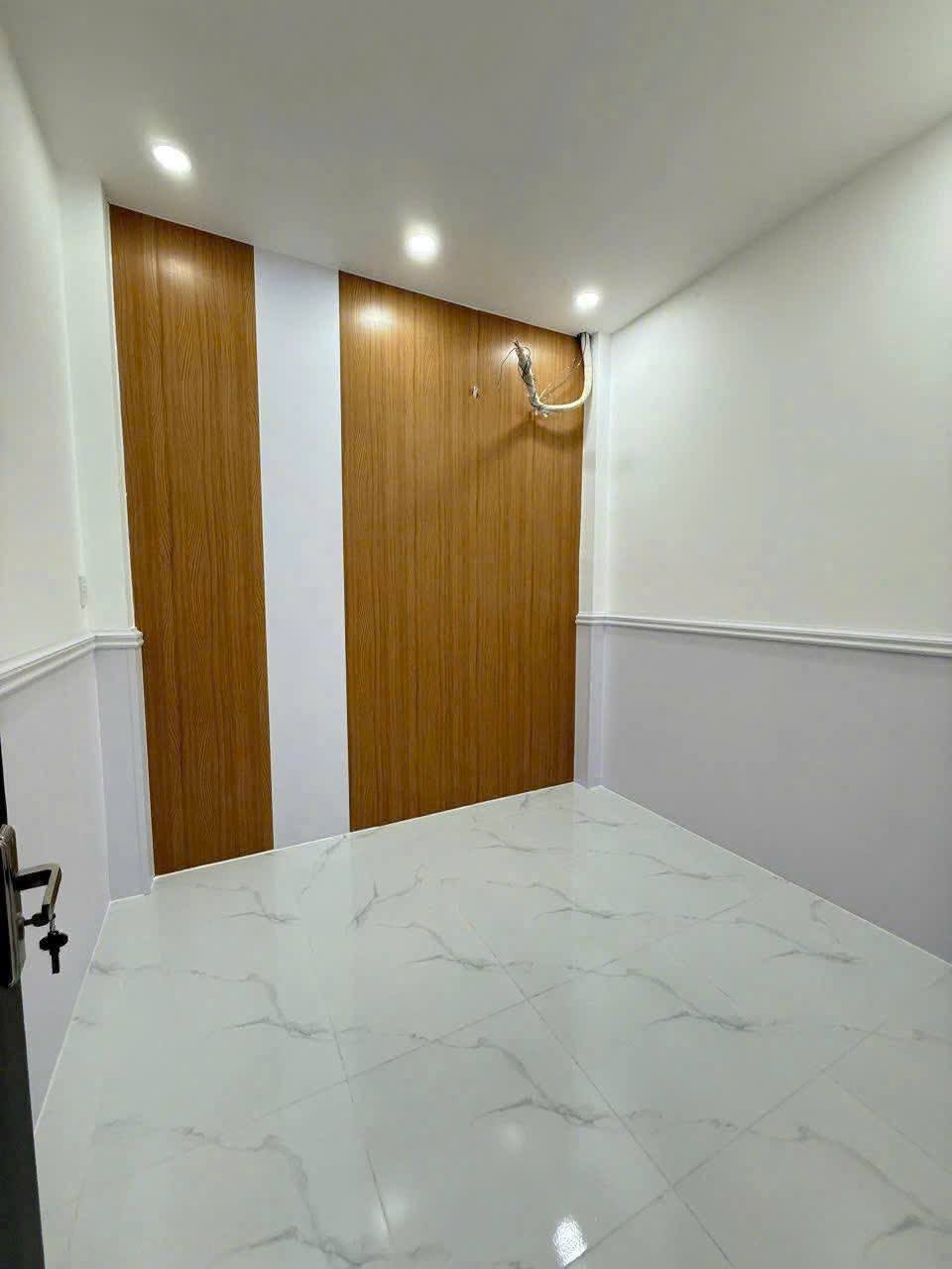 Nhà mới full nội thất hẻm 1/ đường 14B - Ảnh 5