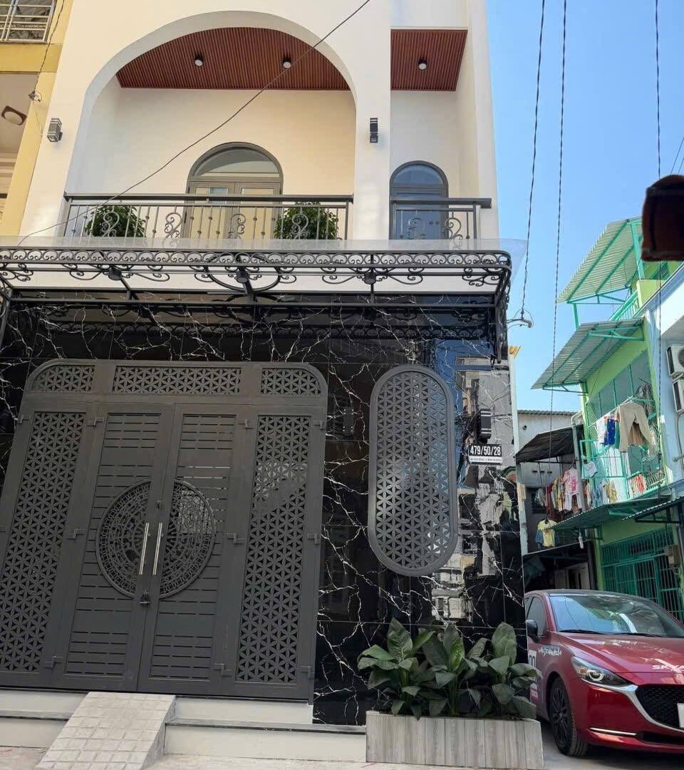 Nhà đẹp góc 2 Mặt tiền hẻm xe hơi Tân Hòa Đông