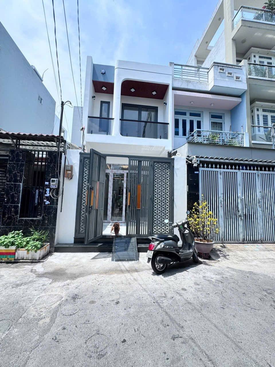 Nhà mới Mặt tiền khu Gò Xoài