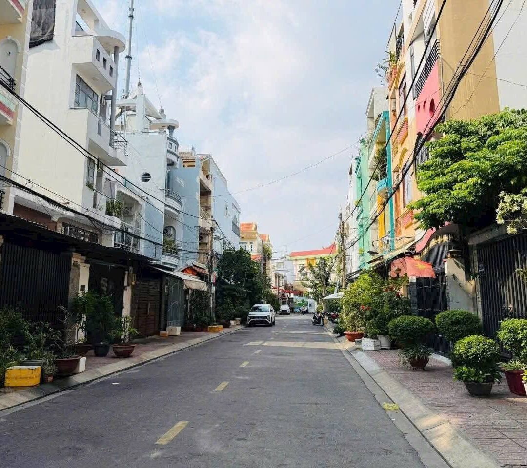 Nhà hẻm 15 Khuông Việt