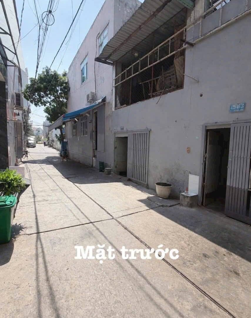 Nhà hẻm 429 Chiến lược
